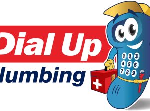 DialUp_MasterLogo_CharacterAlignedRight_ThumbsUp_d